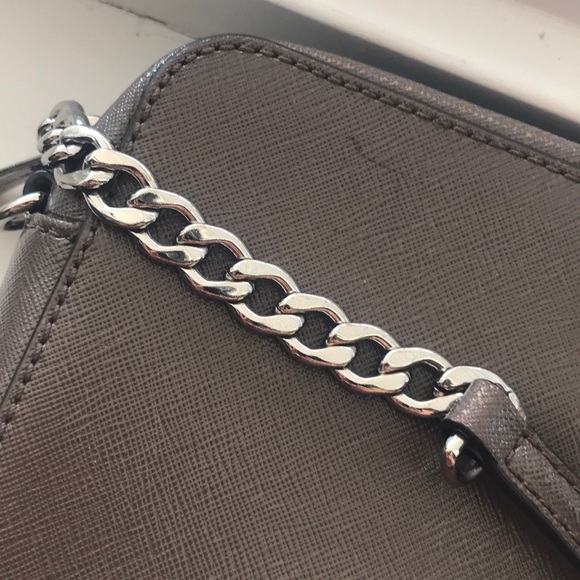 Michael Kors Large Jet Set Crossbody Satchel - Picture 5 of 8